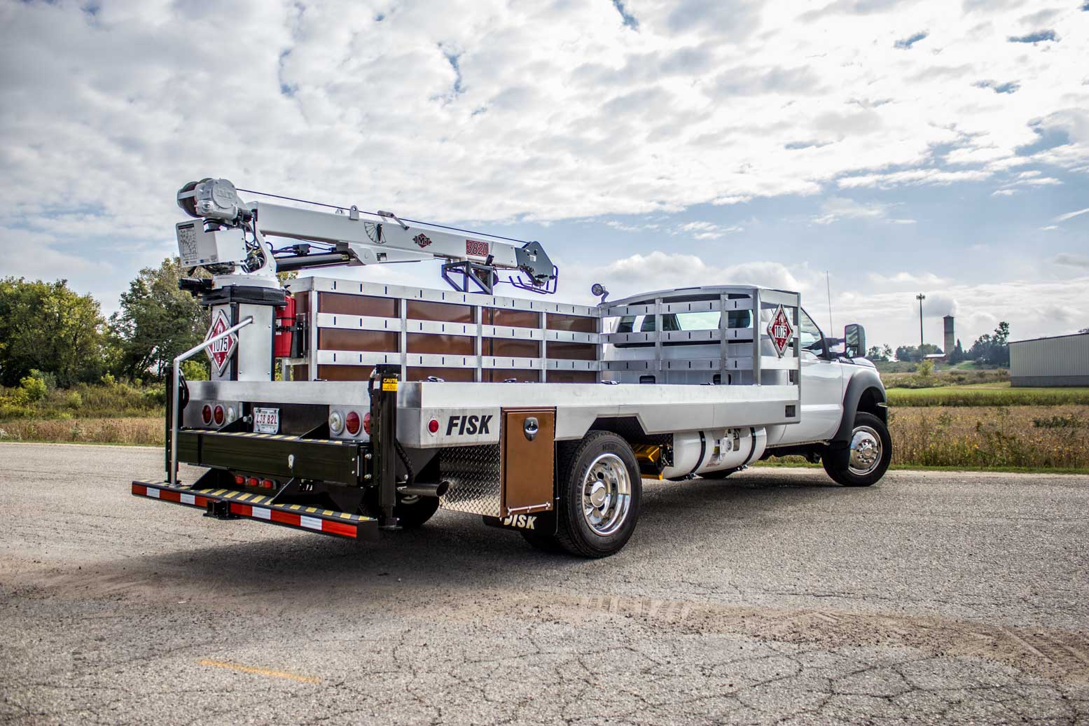 Right rear view of a propane truck