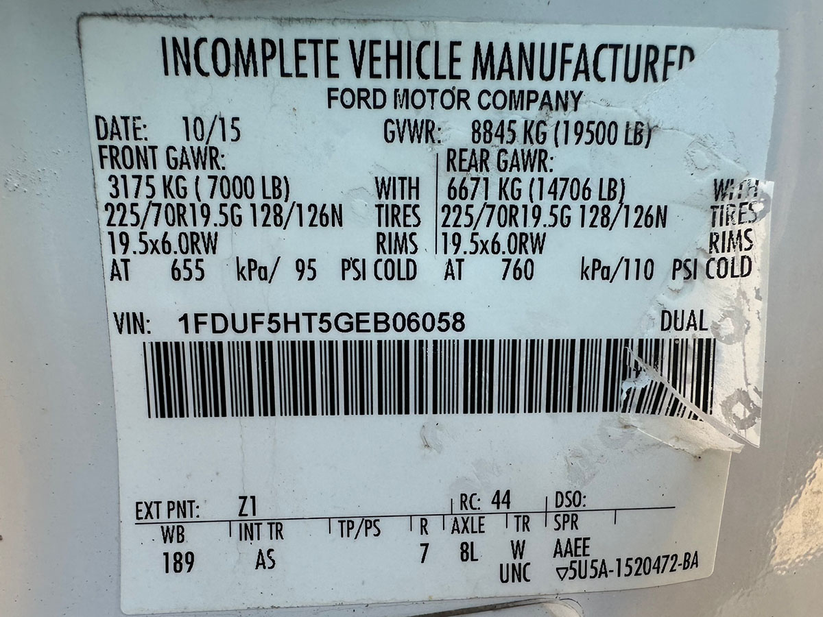 A sticker that says incomplete vehicle manufactured on it